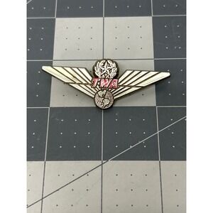 TWA Junior Pilot Wings Pin Vintage Airline Souvenir Badge Aviation‎